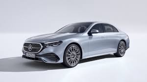 4 Seater Limousine (Point to Point Transfer except for Tuas and Airport)